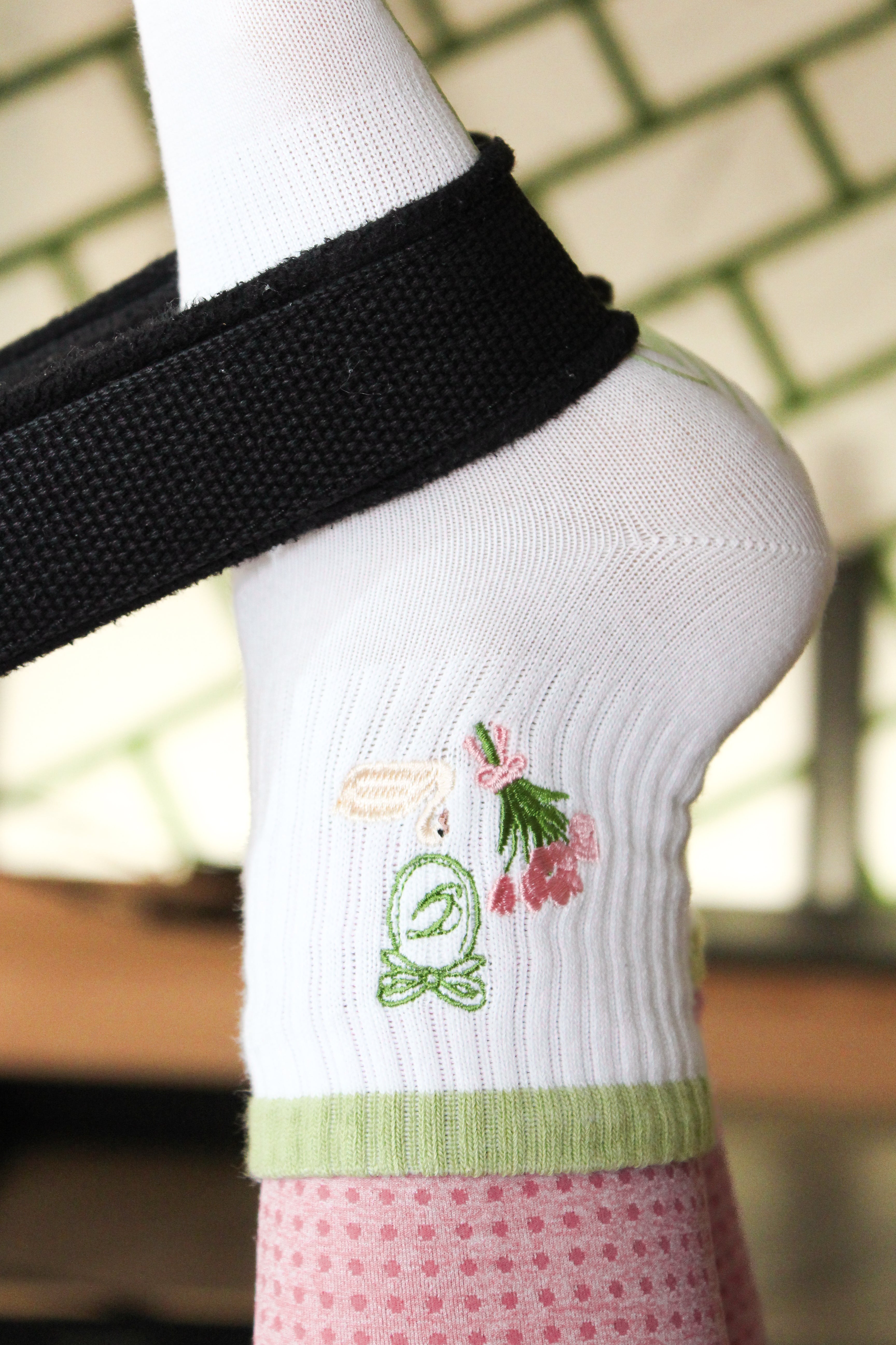 FROM THE GARDEN GRIP SOCK